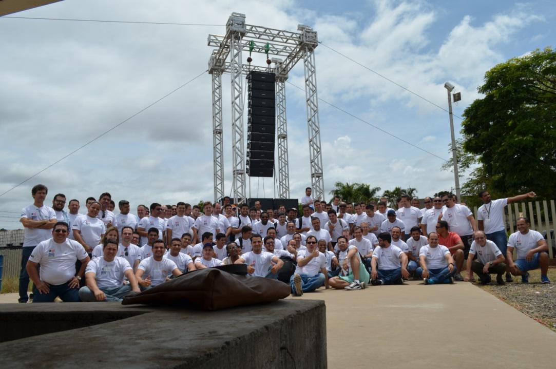 Oneal realiza seminário técnico e recebe  profissionais de todo o país